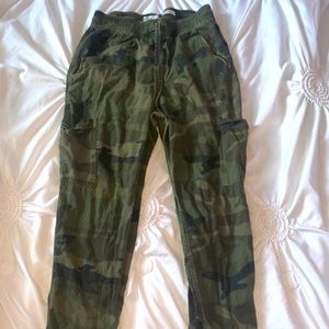 High-Rise Army Joggers